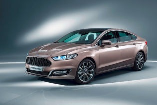 2016030113_Ford_Mondeo_Vignale_Geneva16