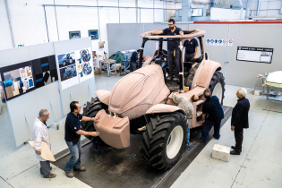 2017111312_NewHolland