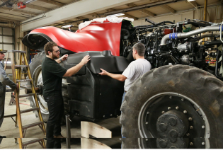 2017010910_CaseIH_Tractor