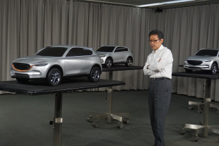 201410_1Q_Scalemodel_2_Maeda with clay model