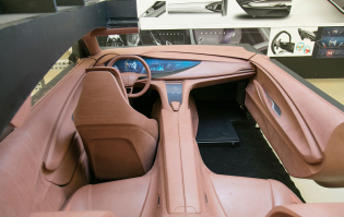 2016030109_Buick_Avista