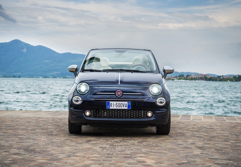 Fiat 500 Riva Encounter Between Tricolour Icons