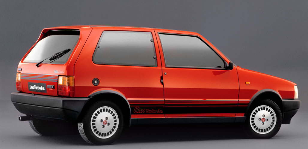 Italy 1992: Fiat Uno and Panda dominate, Cinquecento arrives