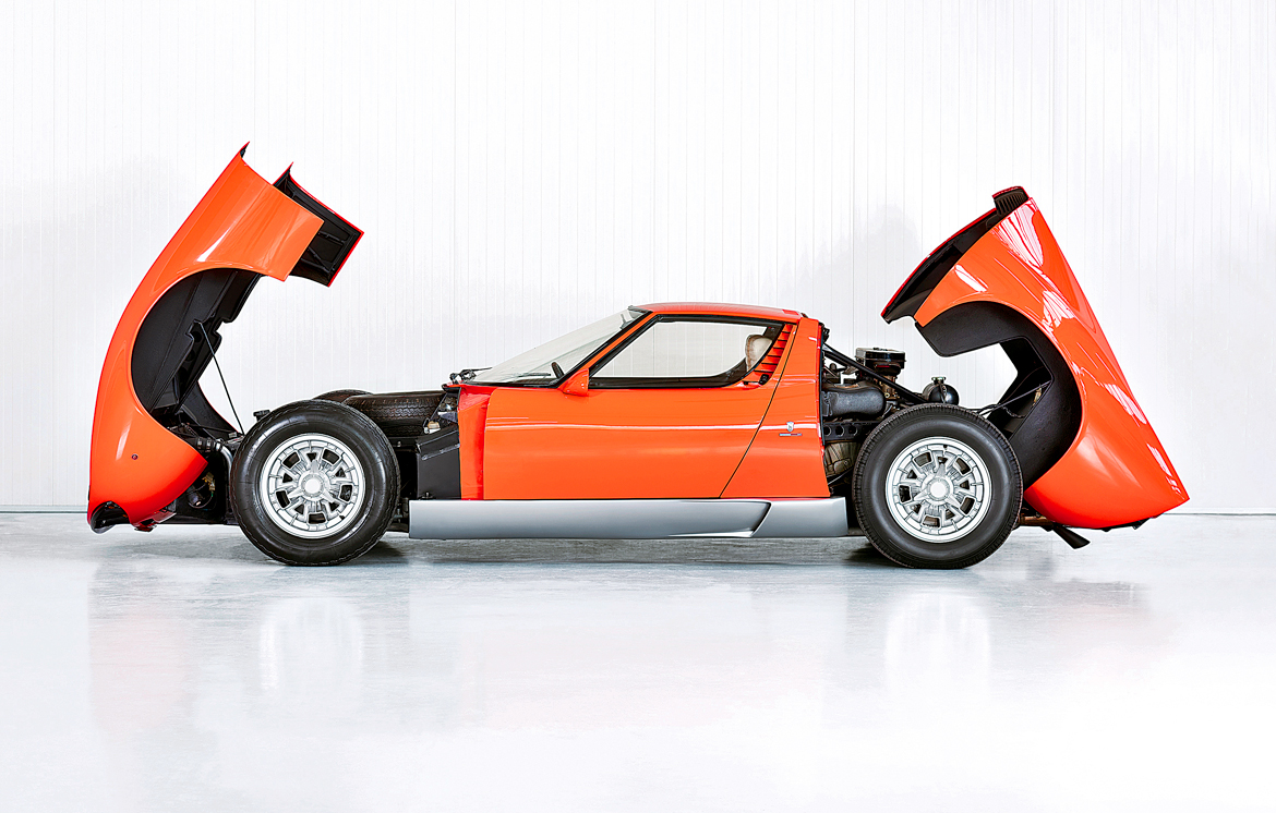 Book review - Automobili Lamborghini